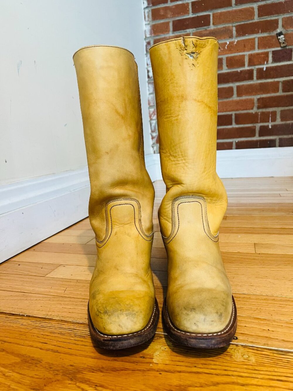 VTG Frye Campus Banana Boots Women 9.5 M Yellow Square Toe Western MADE IN USA - Picture 7 of 16